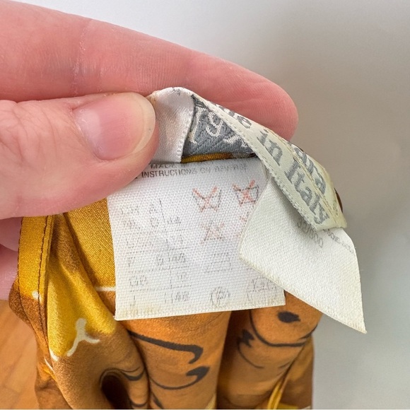 Vintage Max Mara 80s/90s Yellow Flora Silk Short Sleeve Blouse - Picture 4 of 5